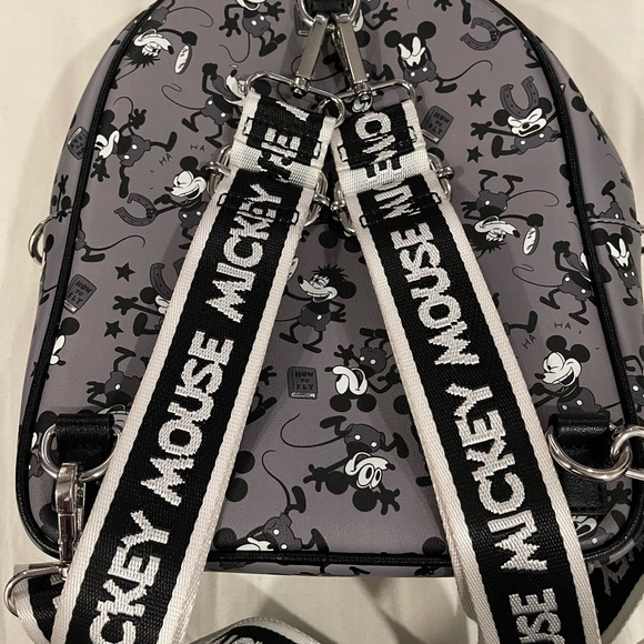 Loungefly Mickey Backpack - Picture 4 of 5